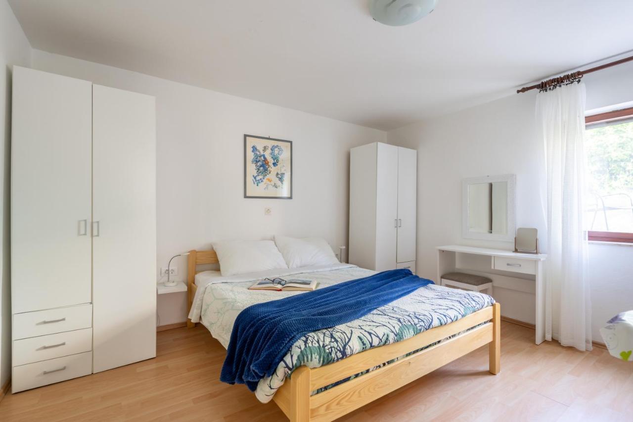 Apartmani&Soba Mimi Ровинь Экстерьер фото