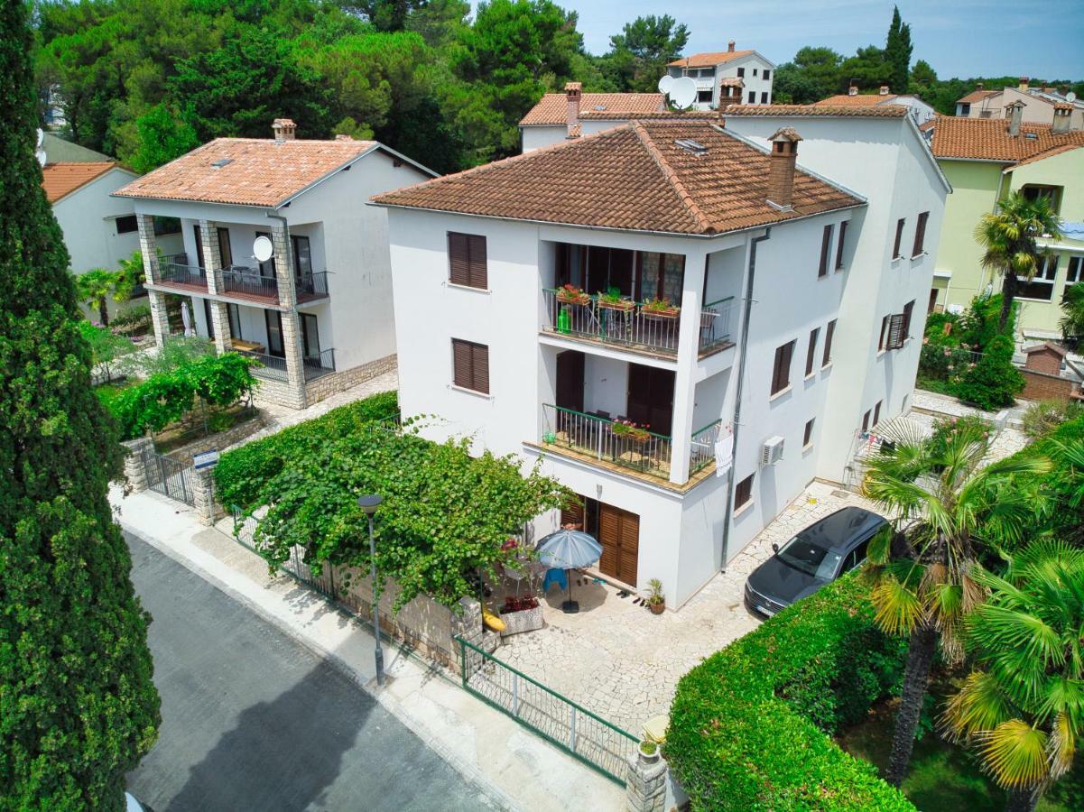 Apartmani&Soba Mimi Ровинь Экстерьер фото