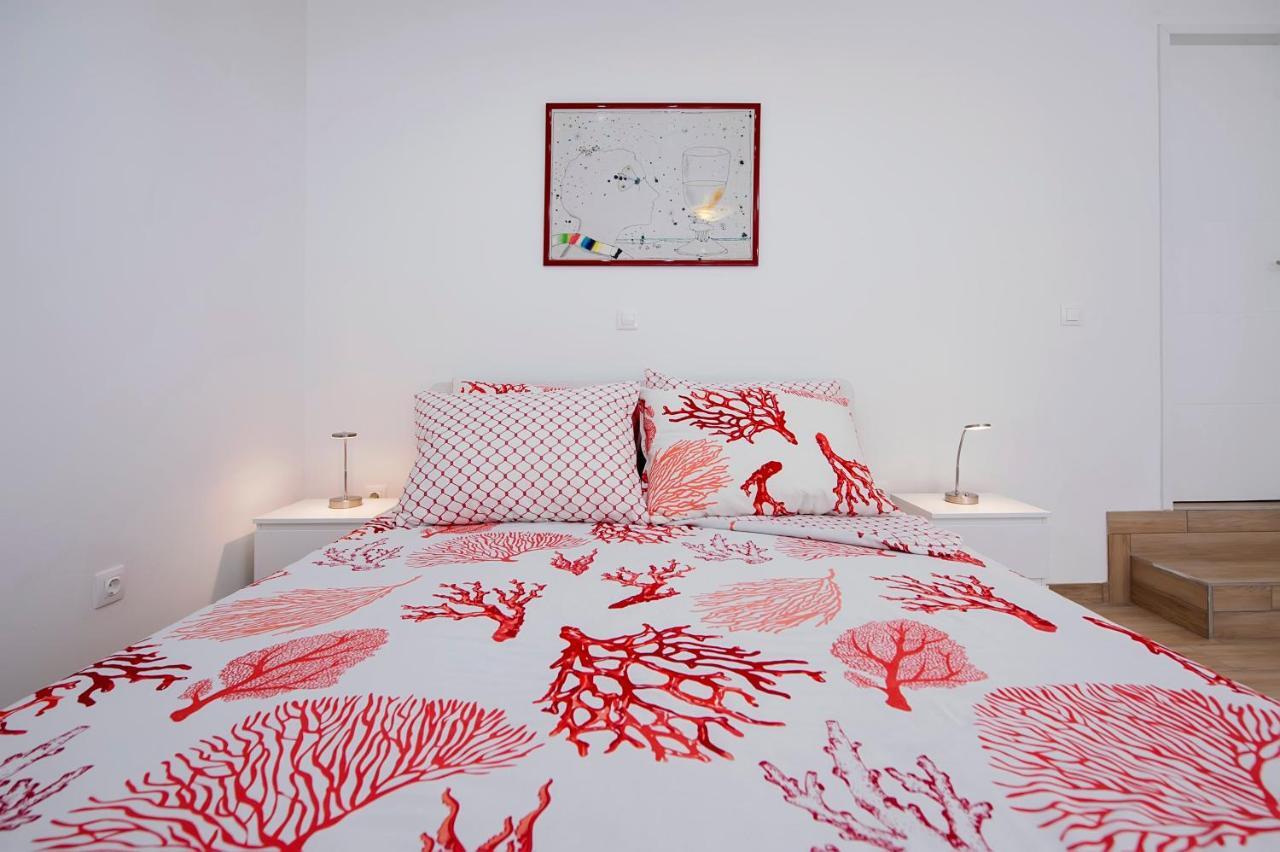 Apartmani&Soba Mimi Ровинь Экстерьер фото