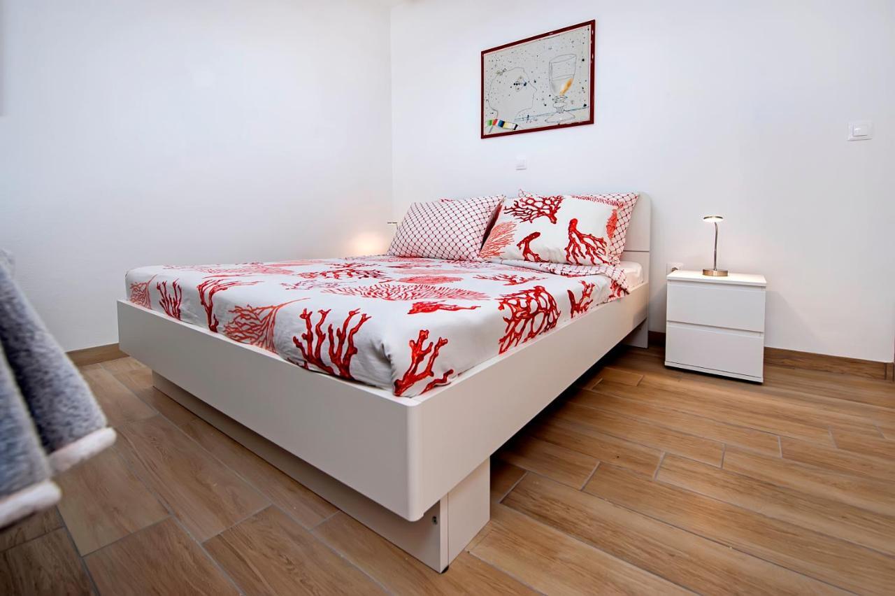Apartmani&Soba Mimi Ровинь Экстерьер фото